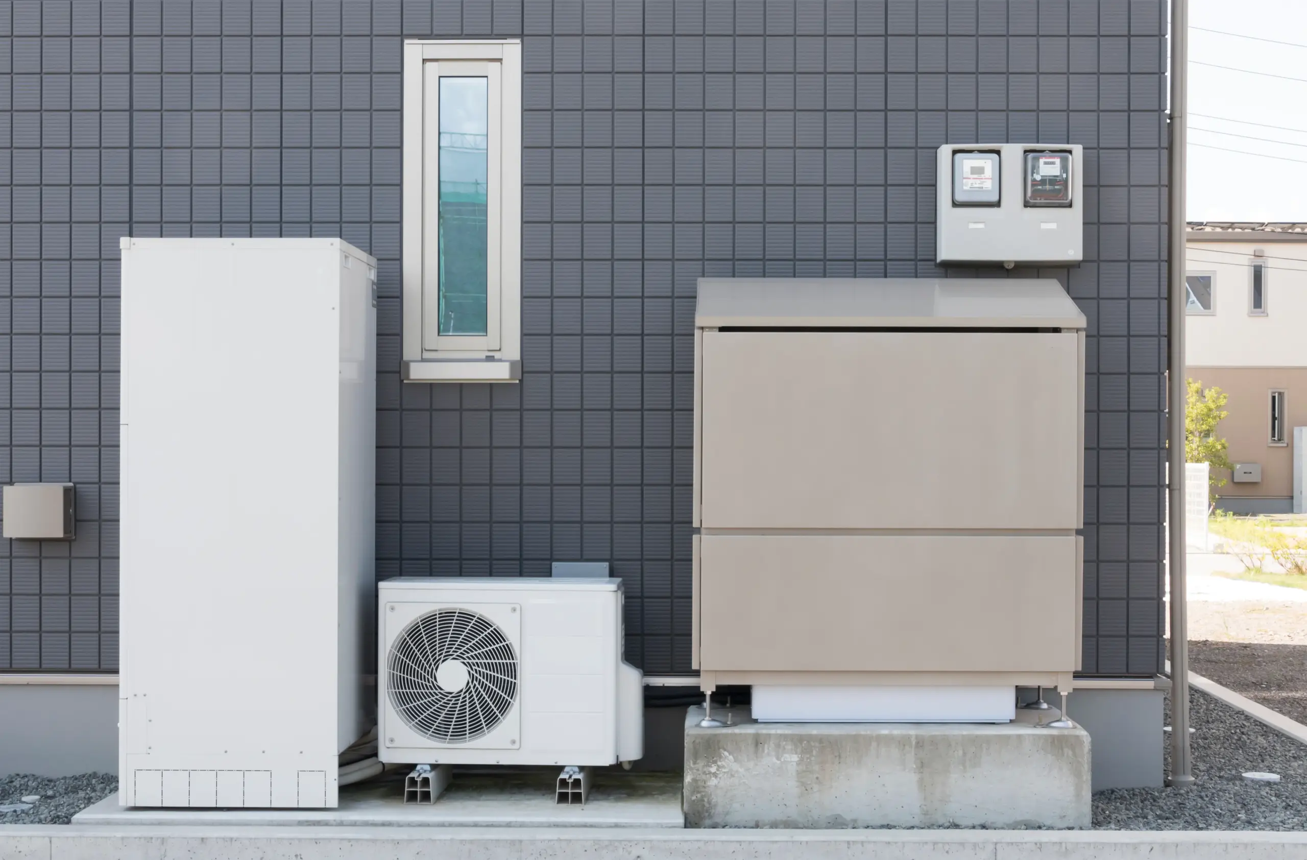 外に設置された家庭用蓄電池