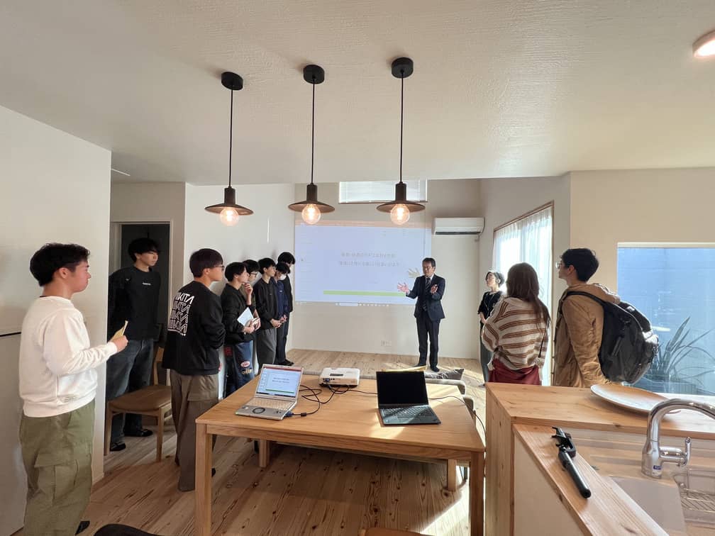 広大生が見学に来てくれました!