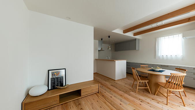 リビングダイニング