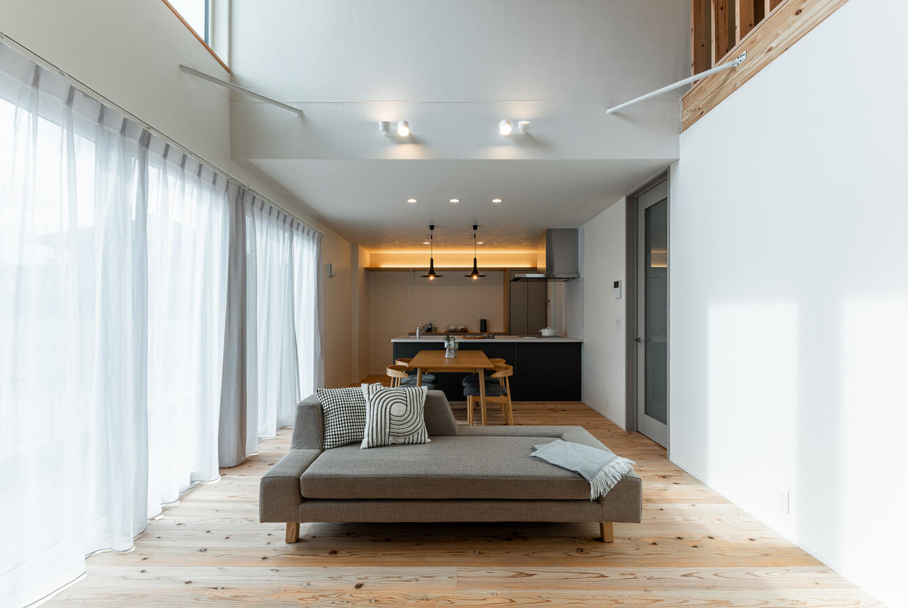 トレンド外観と家事楽動線の家